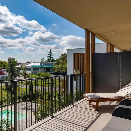Relax Luxury Sirmio - Elegante Trilocale Con Piscina A * Sirmione