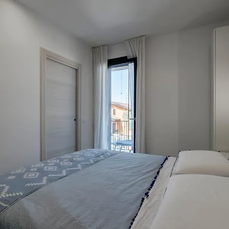 Lägenhet Relax Luxury Sirmio - Elegante Trilocale Con Piscina A Sirmione
